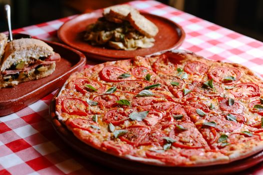 Pizza a la piedra