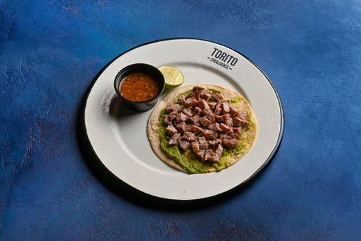 Carne mechada en salsa