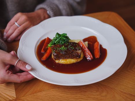 Carne Assada ao Molho