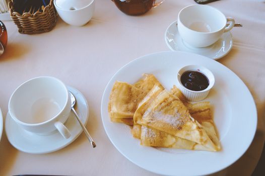 Classic thin crepes