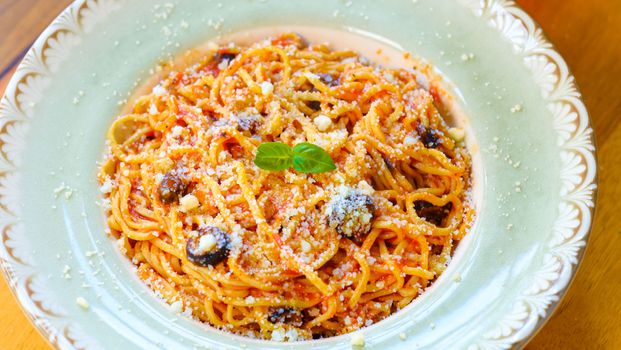 Spaghetti a la Puttanesca