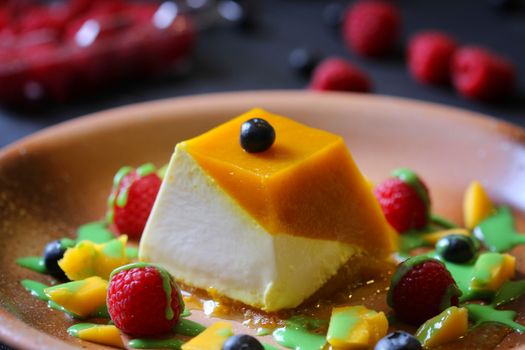 Panna Cotta com Frutas Vermelhas