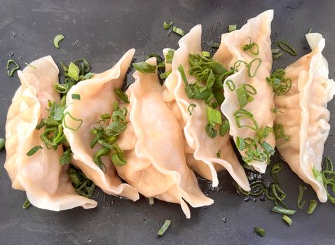Dumplings de cerdo y col