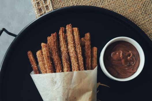 Churros mexicanos con azucar y canela