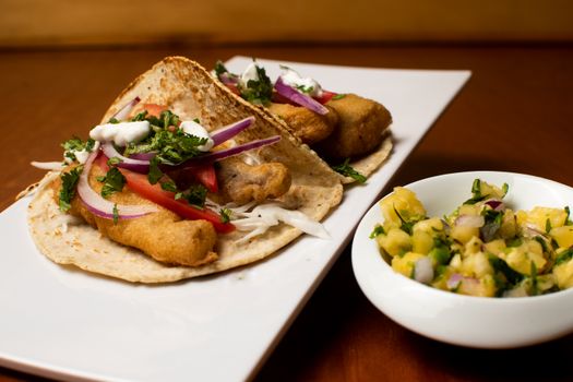 Tacos de Pescado Estilo Baja