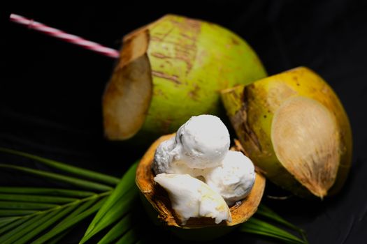 Cuca de coco brasilena