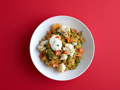 Lentejas al curry con leche de coco